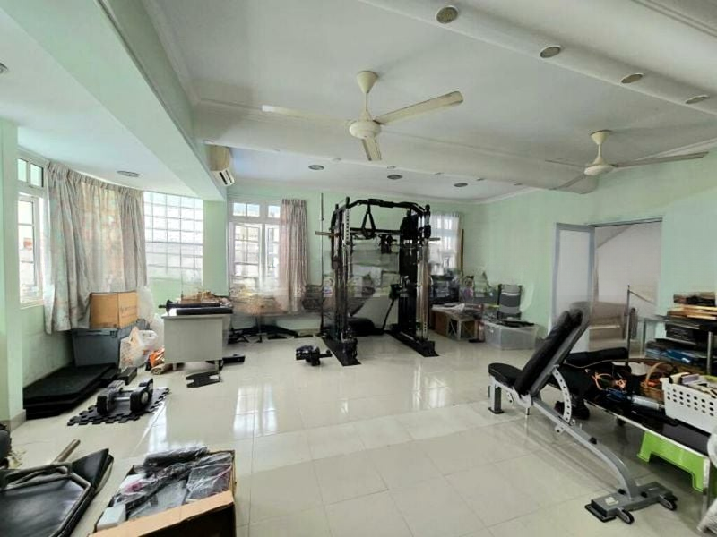 UNI BUILDING 3