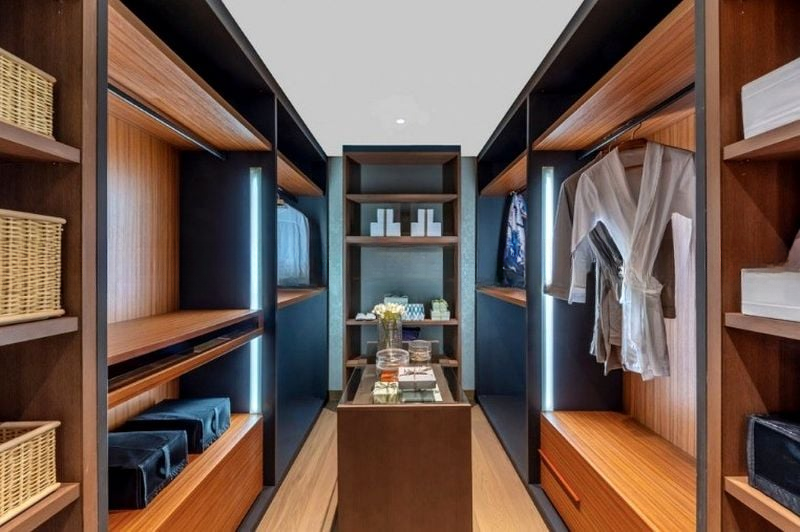 BISHOPSGATE RESIDENCES 13