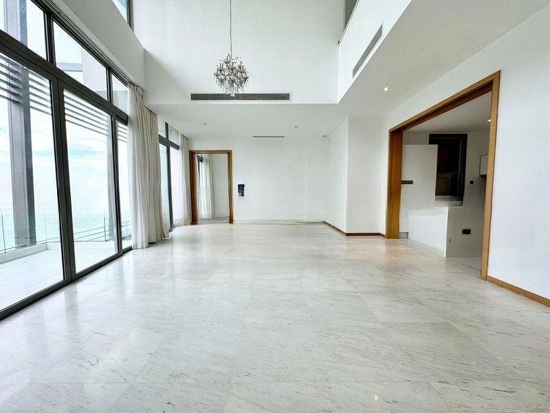 THE OCEANFRONT @ SENTOSA COVE 4