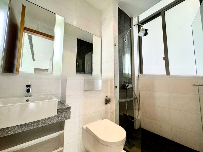 THE OCEANFRONT @ SENTOSA COVE 8