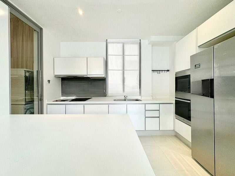 THE OCEANFRONT @ SENTOSA COVE 14