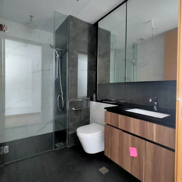 THE VERANDAH RESIDENCES 12