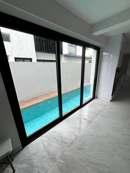 THE CARRARA 2