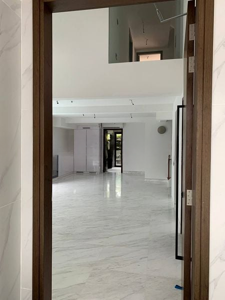 THE CARRARA 12