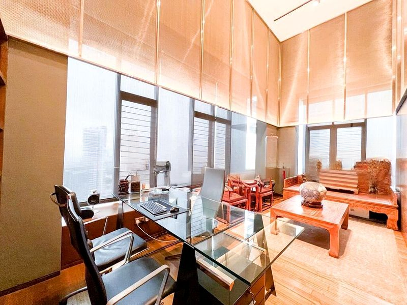NEWTON SUITES 9