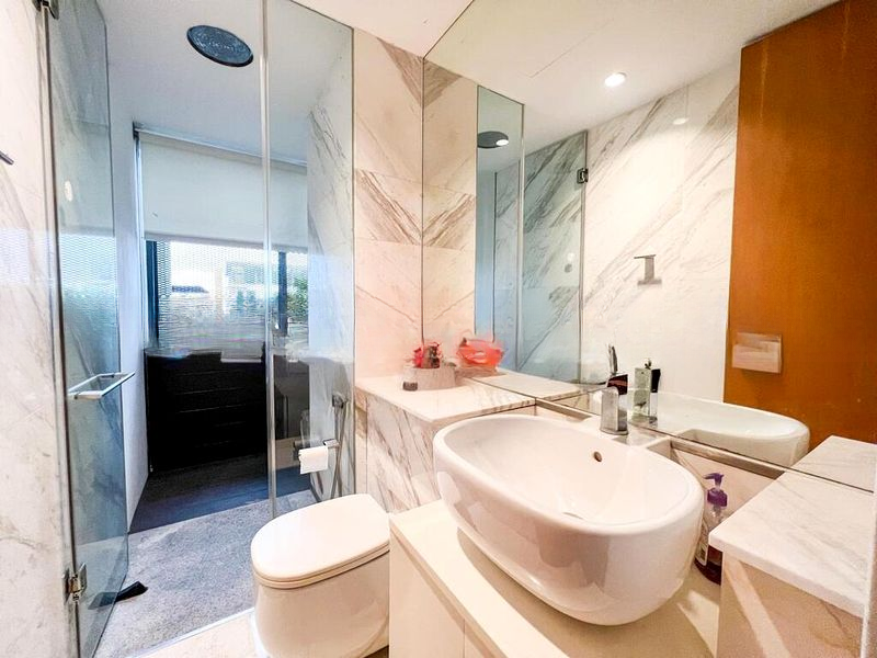 NEWTON SUITES 14