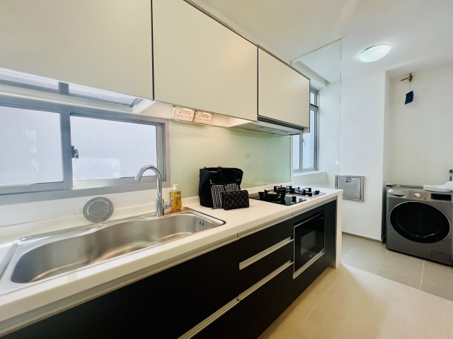 ONE JERVOIS 8