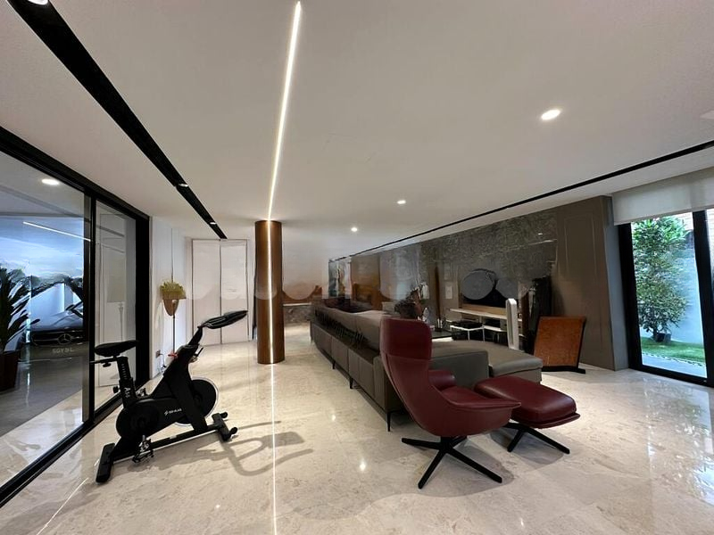 THOMSON GROVE 12