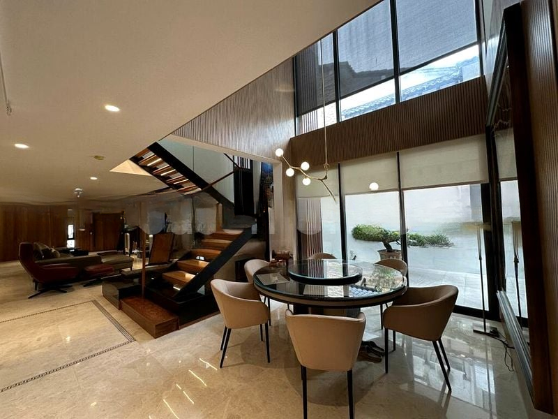 THOMSON GROVE 15