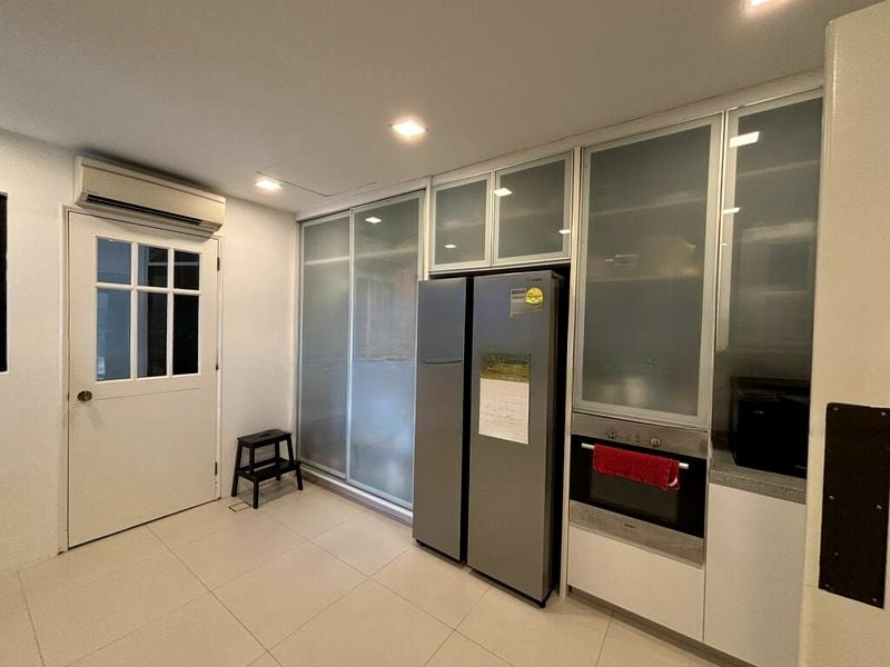 REGENCY PARK 5