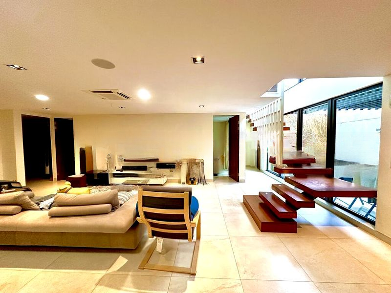 PHOENIX HEIGHTS 9