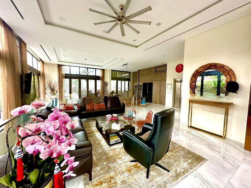 PHOENIX HEIGHTS 5