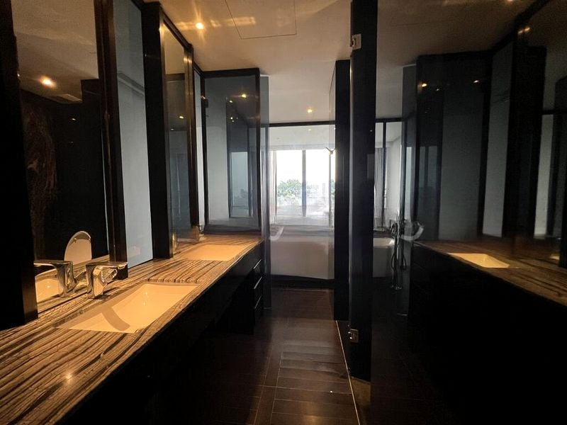 REIGNWOOD HAMILTON SCOTTS 3