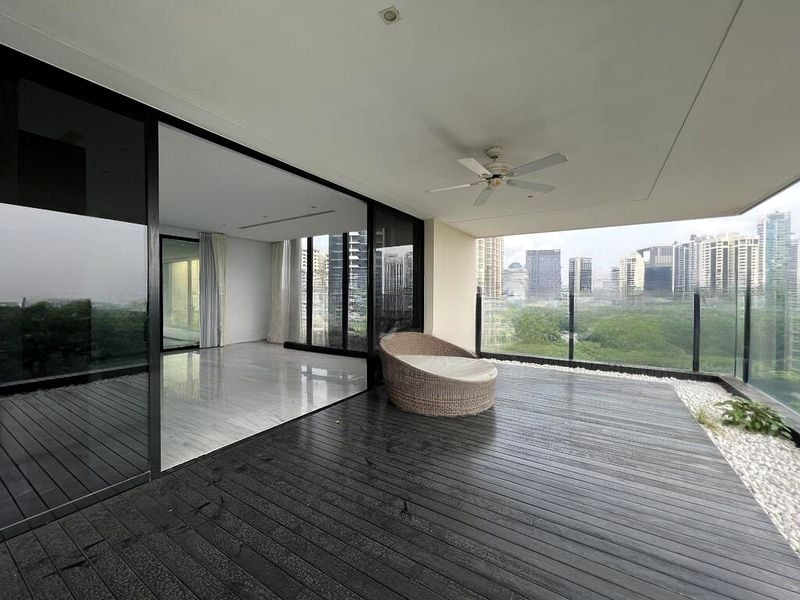 REIGNWOOD HAMILTON SCOTTS 12