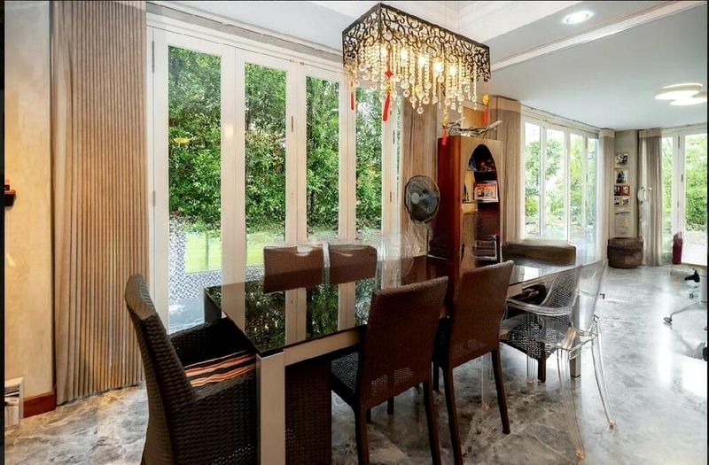 HILLVIEW VILLAS 9