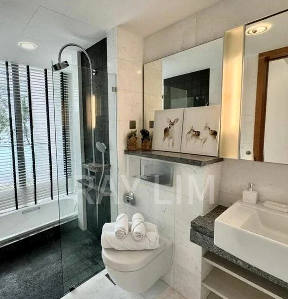 THE OCEANFRONT @ SENTOSA COVE 3