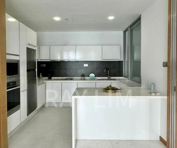 THE OCEANFRONT @ SENTOSA COVE 4