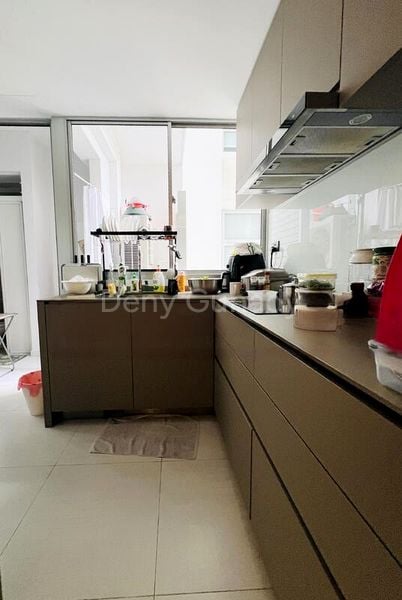 CAIRNHILL RESIDENCES 4