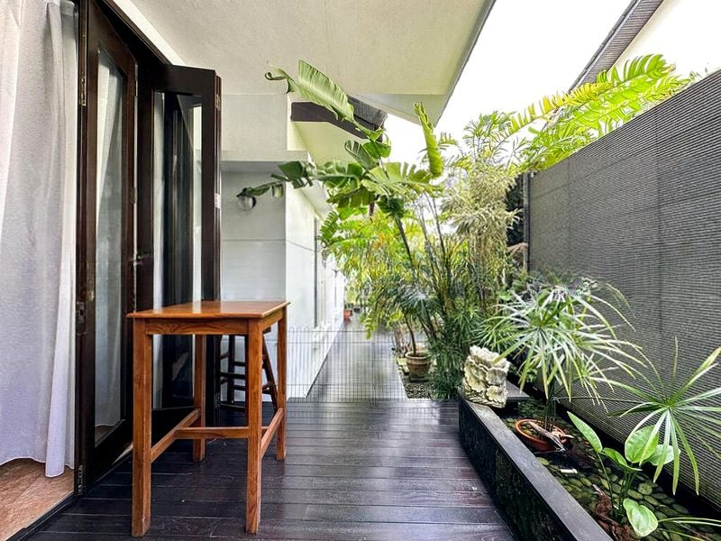 UNIQUE GARDEN 3
