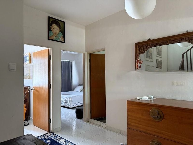 LAKEPOINT CONDOMINIUM 9