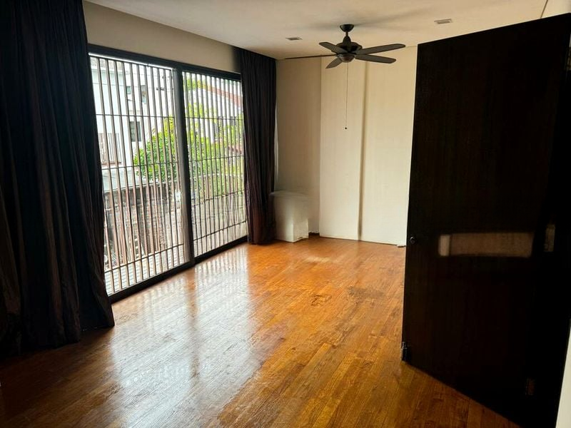 SPRING PARK ESTATE 4