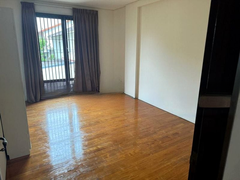 SPRING PARK ESTATE 5