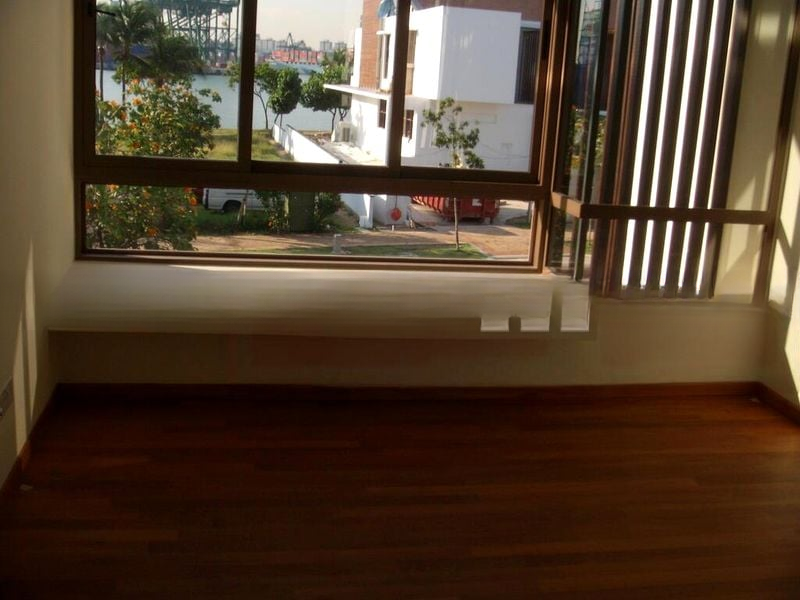 THE REEF AT KING'S DOCK 7