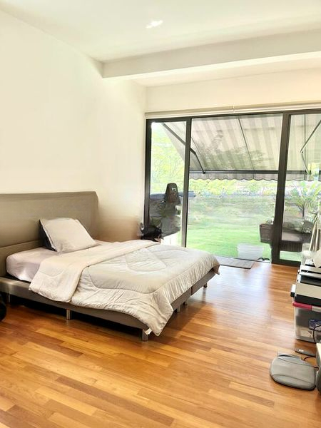 SELETAR HILLS ESTATE 10