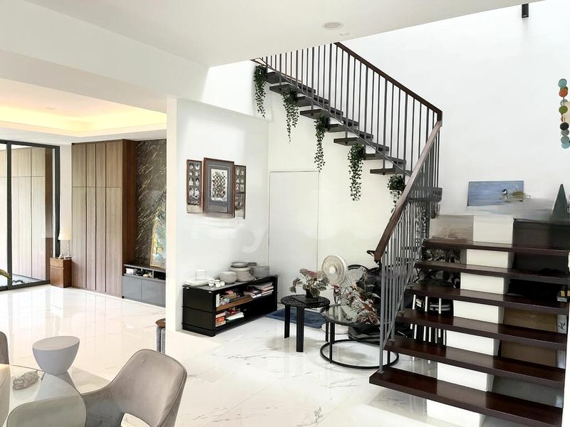 SELETAR HILLS ESTATE 6