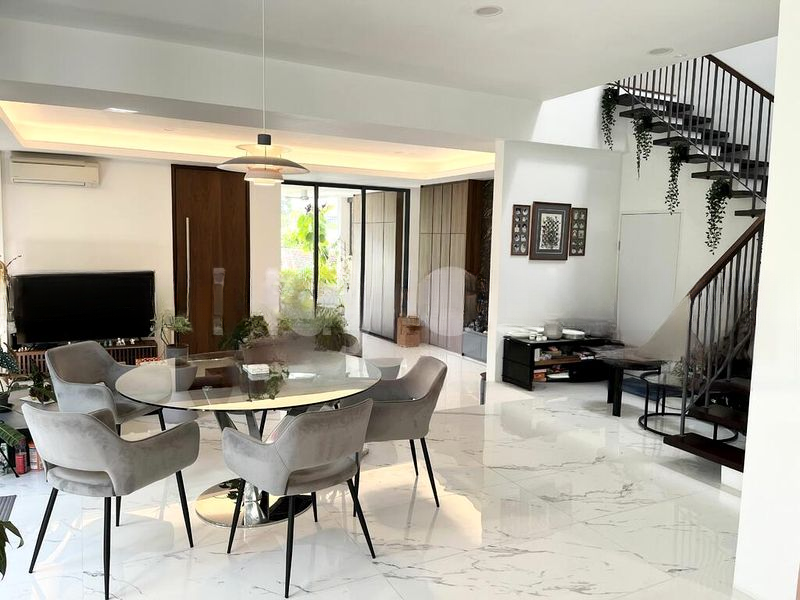 SELETAR HILLS ESTATE 8