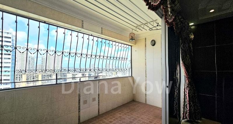 ANG MO KIO AVE 10 15