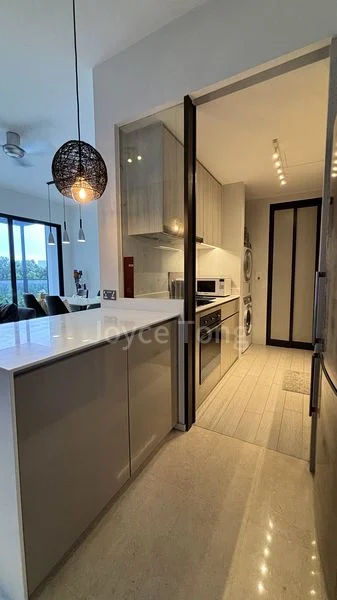 THE CLEMENT CANOPY 9