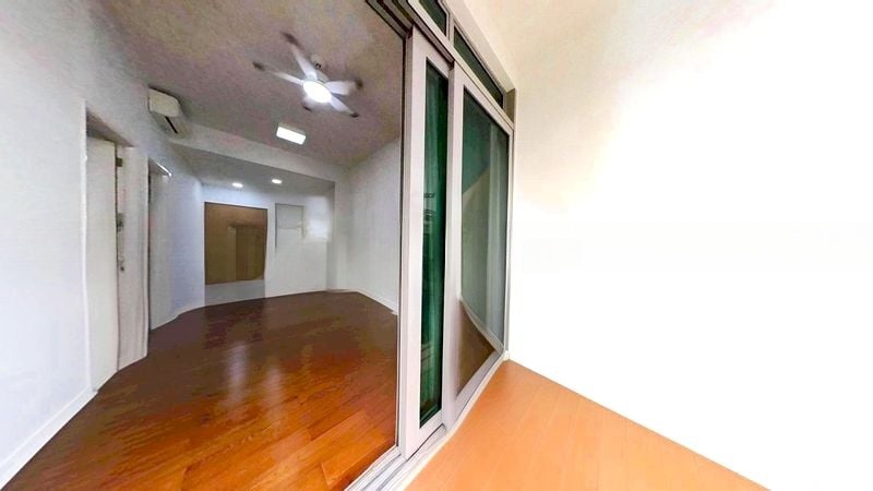 KINGSFORD . HILLVIEW PEAK 5