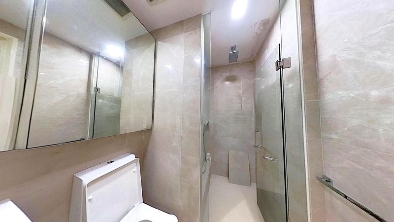 KINGSFORD . HILLVIEW PEAK 8