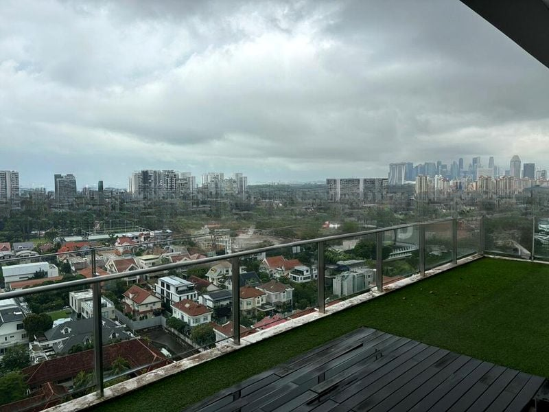 DAKOTA RESIDENCES 11