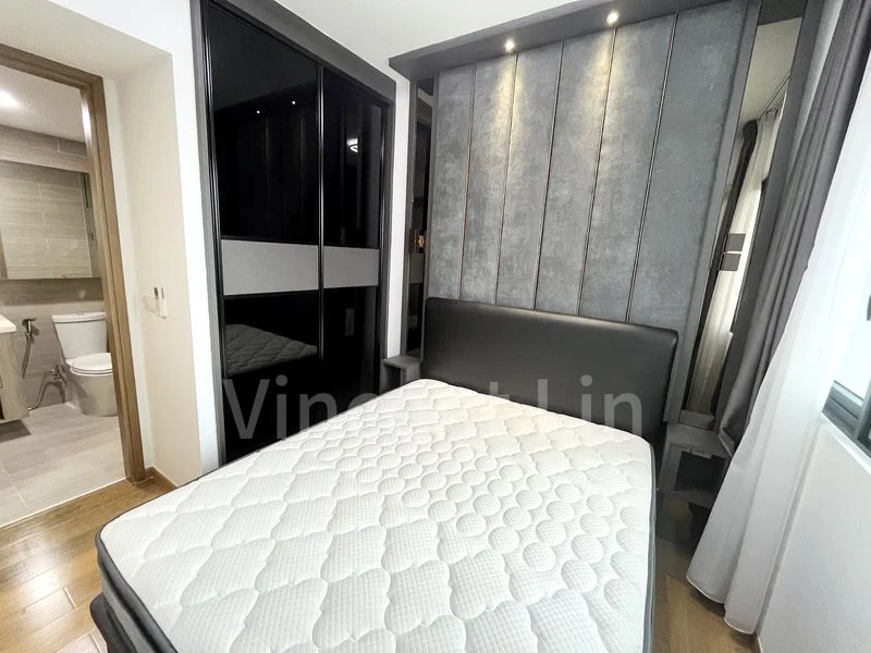 KINGSFORD WATERBAY 4