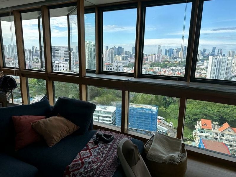 1 MOULMEIN RISE 9