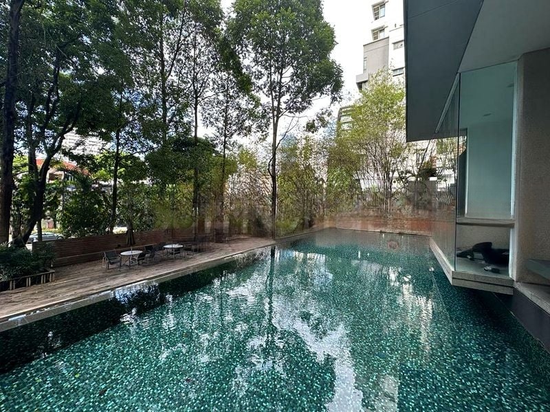 1 MOULMEIN RISE 2