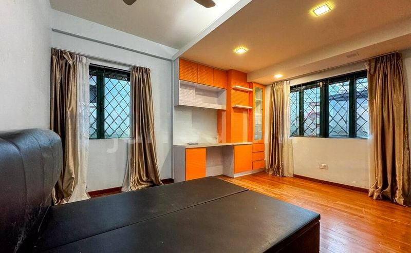 THOMSON HILLS ESTATE 14