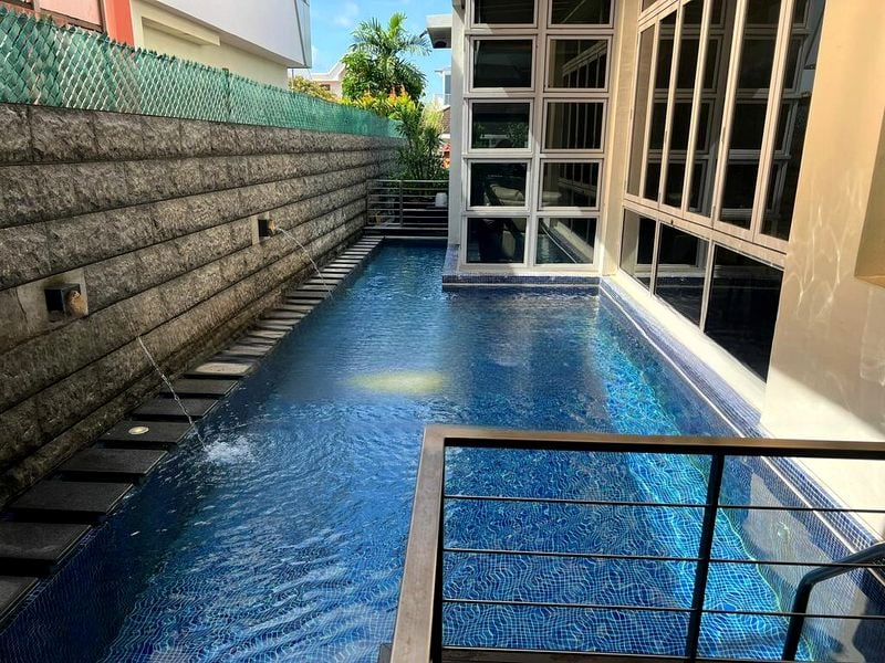 SELETAR HILLS ESTATE 11