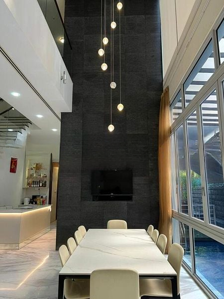 SELETAR HILLS ESTATE 4