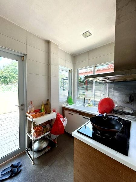 LENTOR VILLAS 10