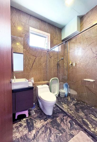 GOLDEN HILL ESTATE 8