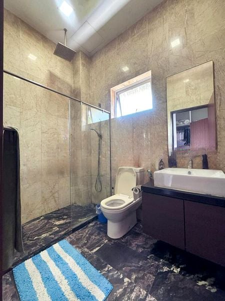 GOLDEN HILL ESTATE 9