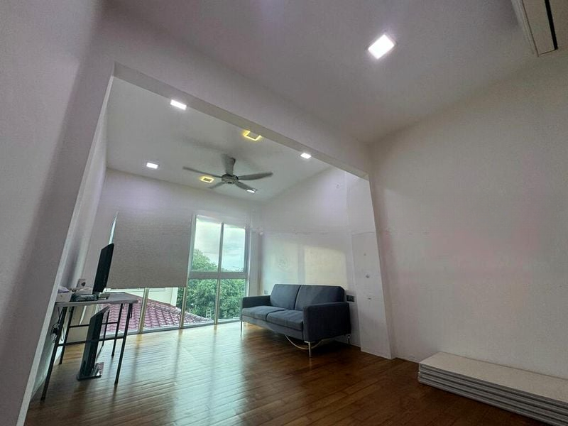 GOLDEN HILL ESTATE 2