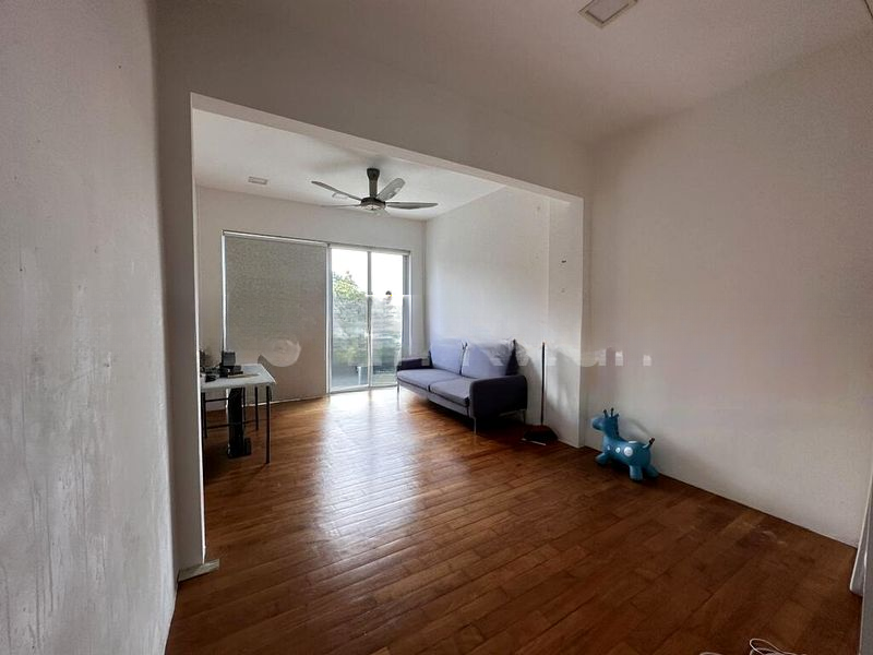 GOLDEN HILL ESTATE 10