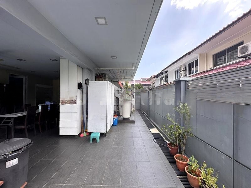 GOLDEN HILL ESTATE 2