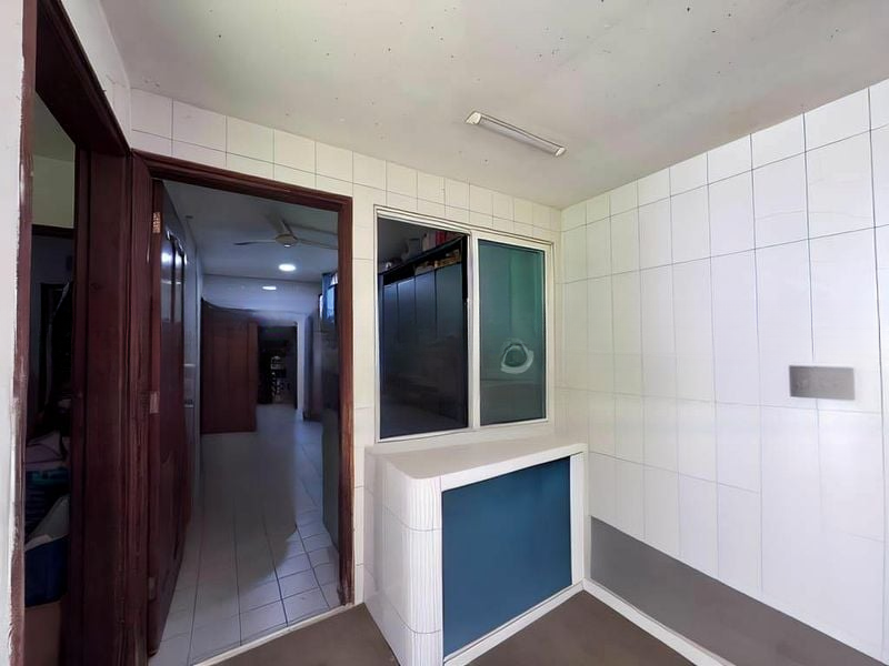 SPRING PARK ESTATE 1