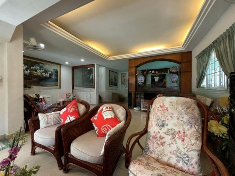 SPRING PARK ESTATE 8