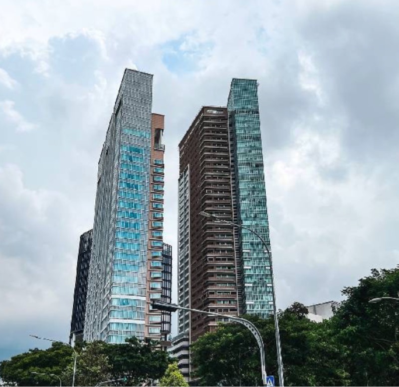 THE ROCHESTER RESIDENCES 12